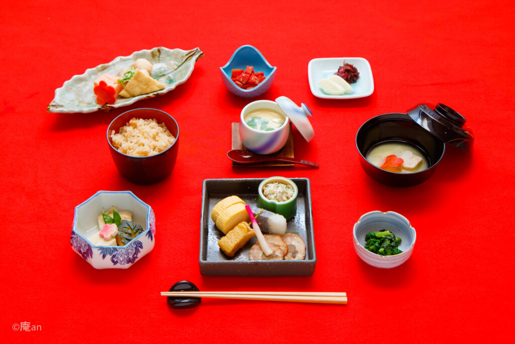 【京都の仕出し文化を体験】京都で味わう老舗仕出し割烹の会席盛り付け体験