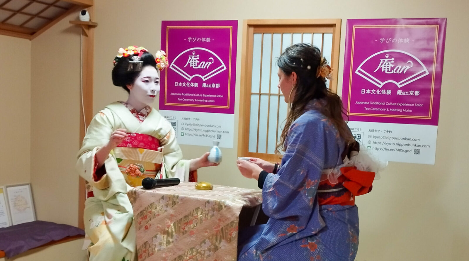 舞妓さんと一緒にお点前体験プレミアム